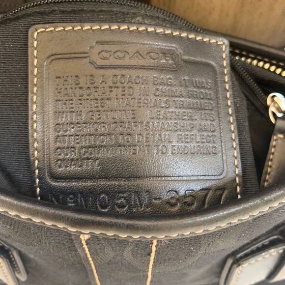 Authentic coach shoulder bag - Picture 8 of 8